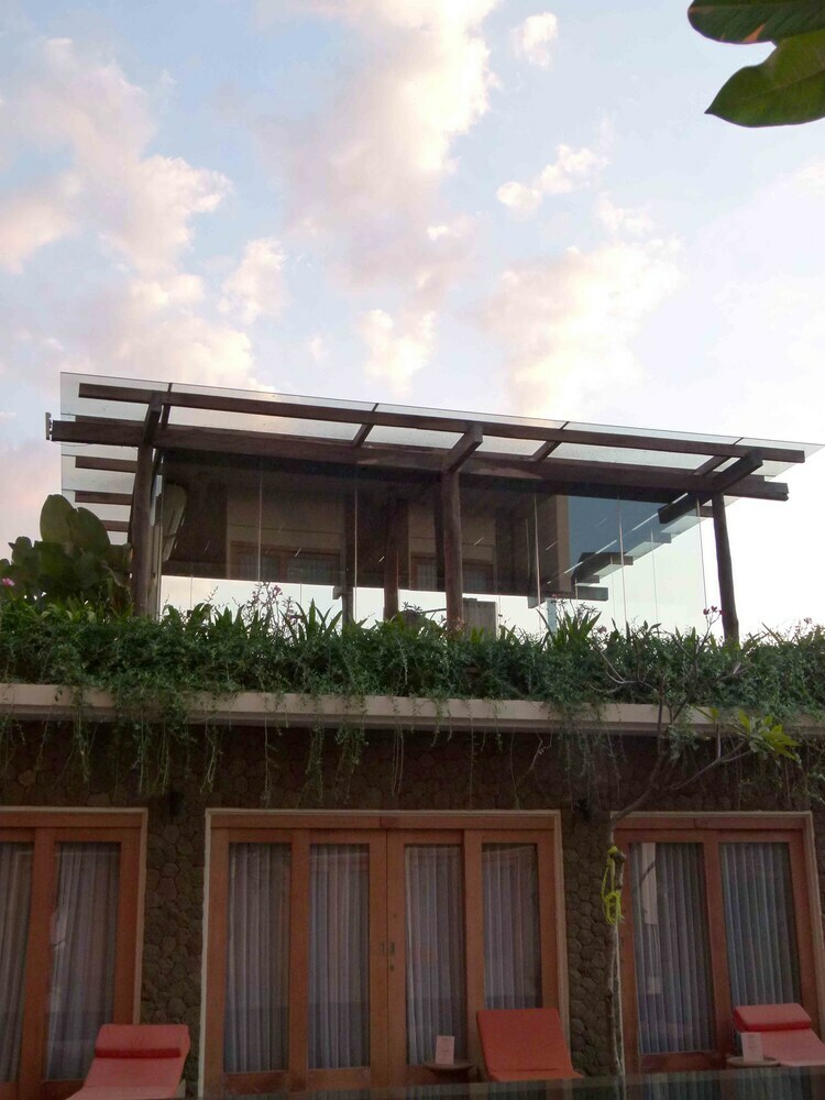Apartamento The Kirana Canggu Hotel