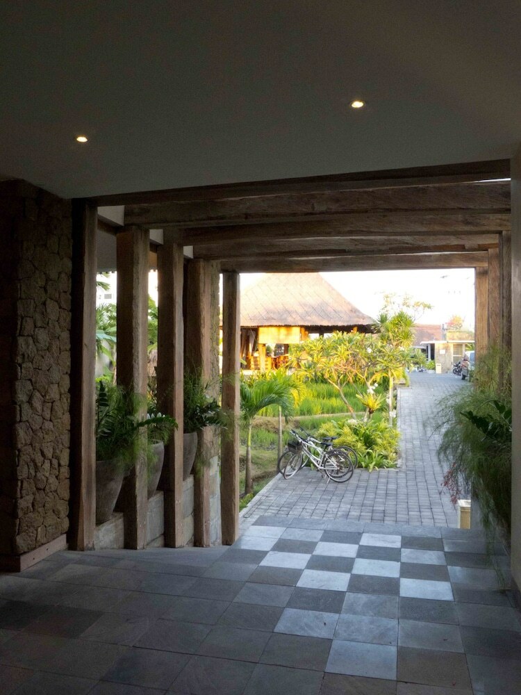 Apartamento The Kirana Canggu Hotel