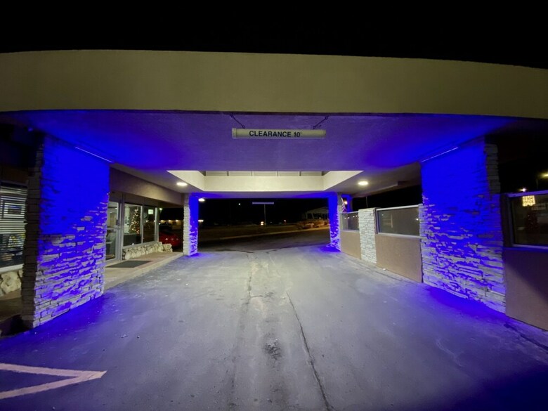Motel Super 8 By Wyndham Lawrence Ku