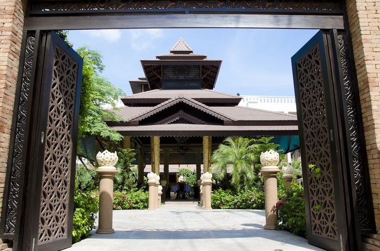 Hotel Shanaya Beach Resort & Spa Phuket