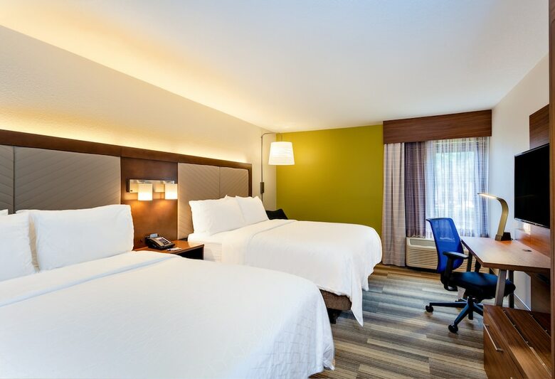 Hotel Holiday Inn Express Tampa-brandon