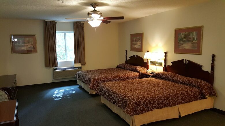 Motel High Falls Hide-a-way Lodging