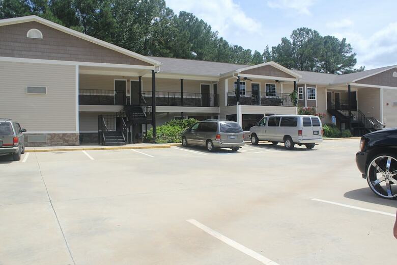 Motel High Falls Hide-a-way Lodging