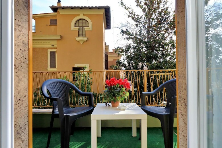 Hotel I Pini Di Roma - Rooms & Suites