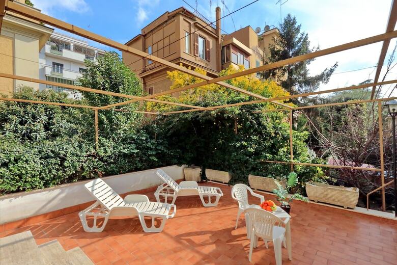 Hotel I Pini Di Roma - Rooms & Suites