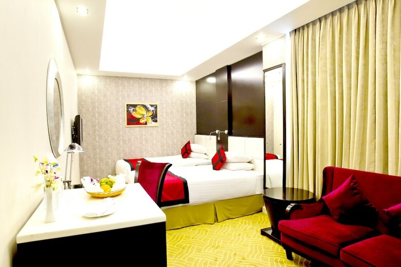 Innotel Luxury Business Hotel