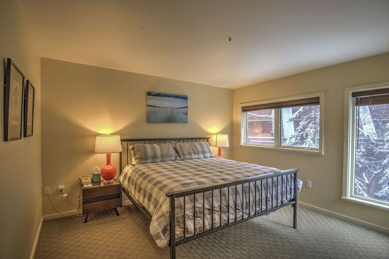 Apartamento Ice House Suites And Condominiums
