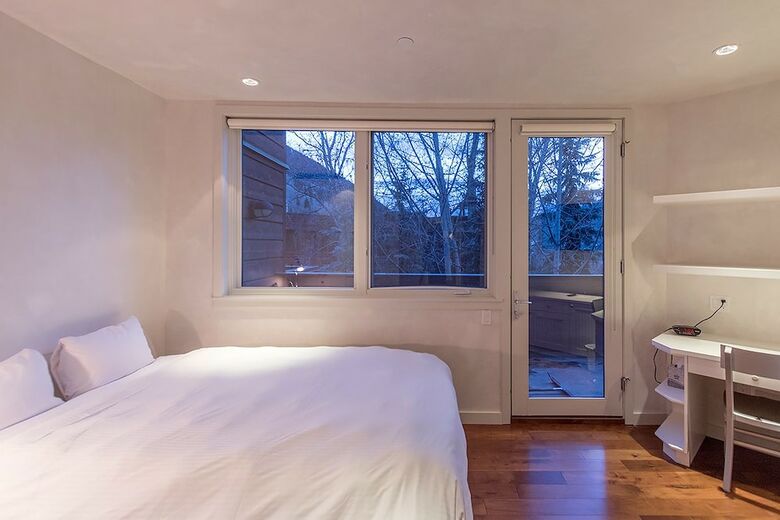 Apartamento Ice House Suites And Condominiums