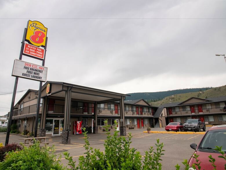 Motel Super 8 By Wyndham Kamloops East