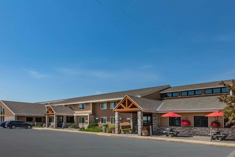 Hotel Americinn By Wyndham Roseau