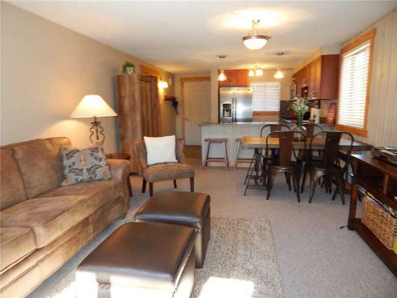 Beaver Village Condos By Staywinterpark