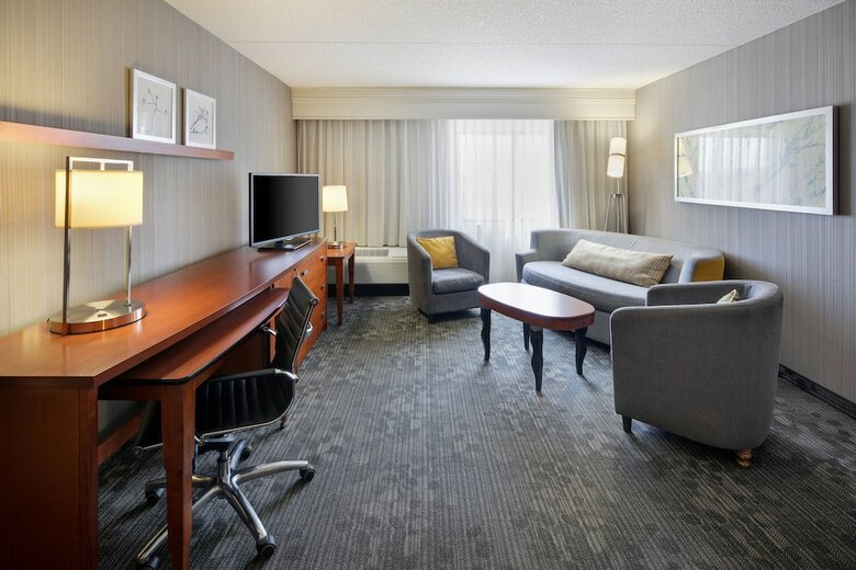 Hotel Courtyard By Marriott Cleveland Beachwood