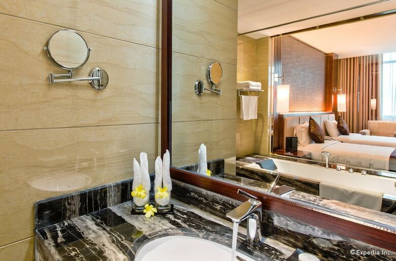 Muong Thanh Luxury Quang Ninh Hotel