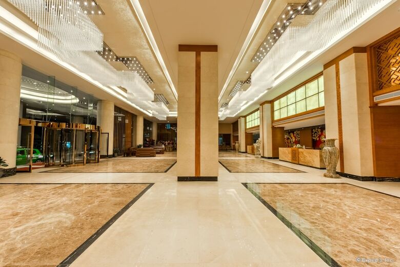 Muong Thanh Luxury Quang Ninh Hotel