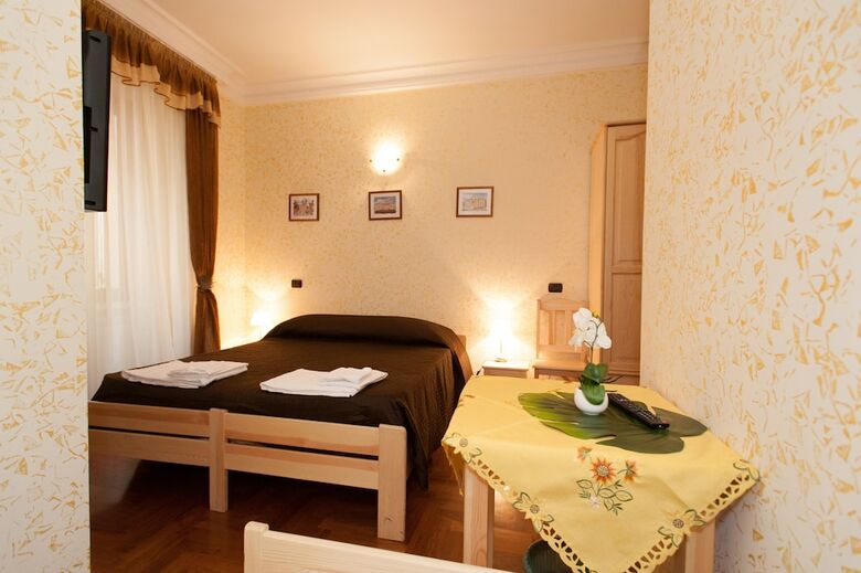 Hotel St. Peter's Rooms Rome