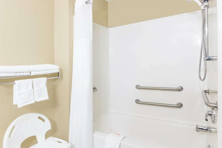 Hotel Super 8 By Wyndham Sioux Falls