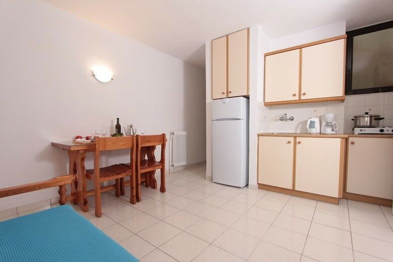 Apollon Apartments