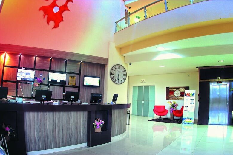 Lagoa Quente Hotel