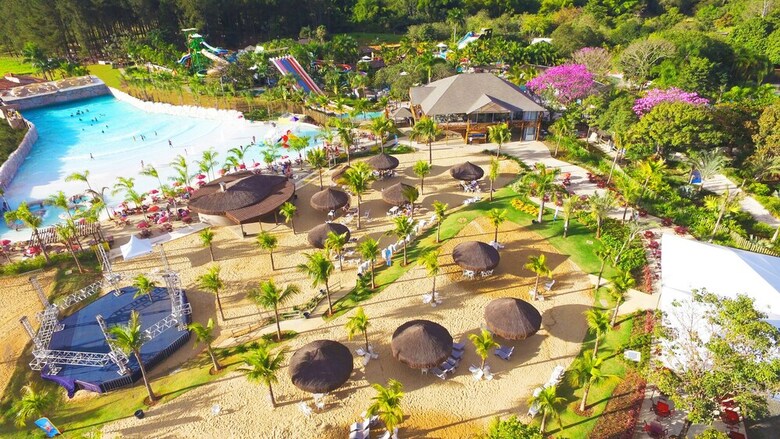 Lagoa Quente Hotel