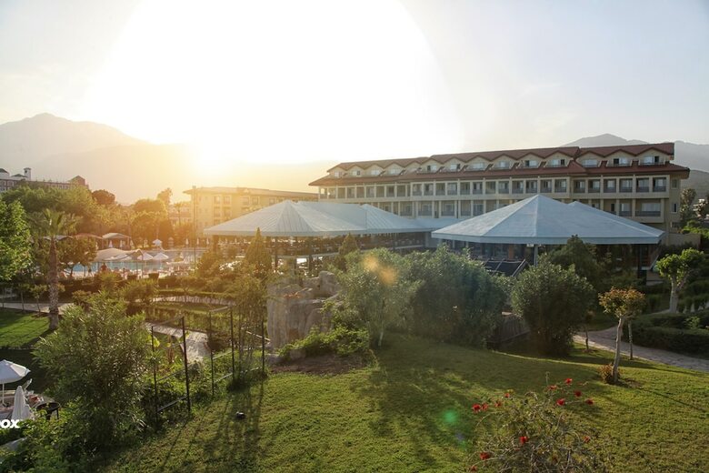 Hotel Queen's Park Le Jardin - All Inclusive