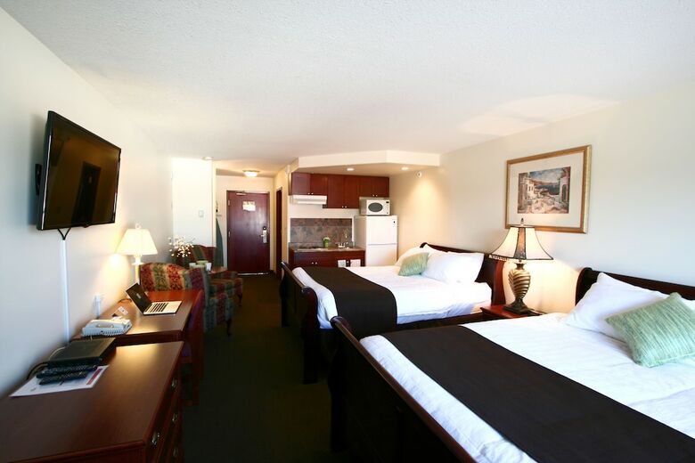 Hotel Foxwood Inn & Suites