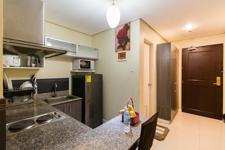 Jmm Grand Suites