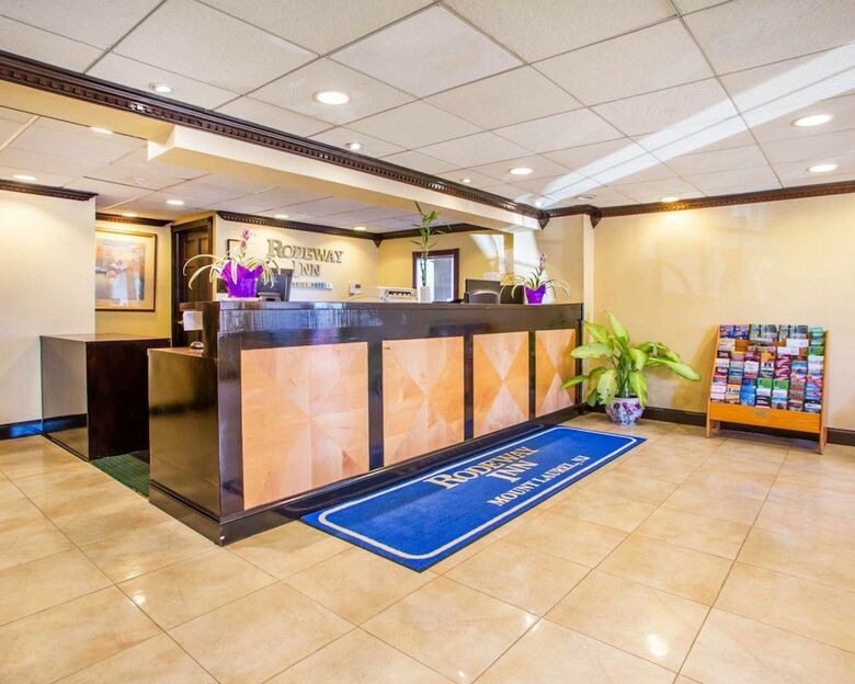 Hotel Rodeway Inn Mount Laurel Hwy 73