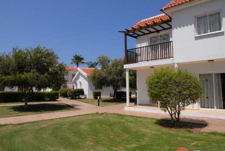 Maistrali Hotel Apartments & Bungalows