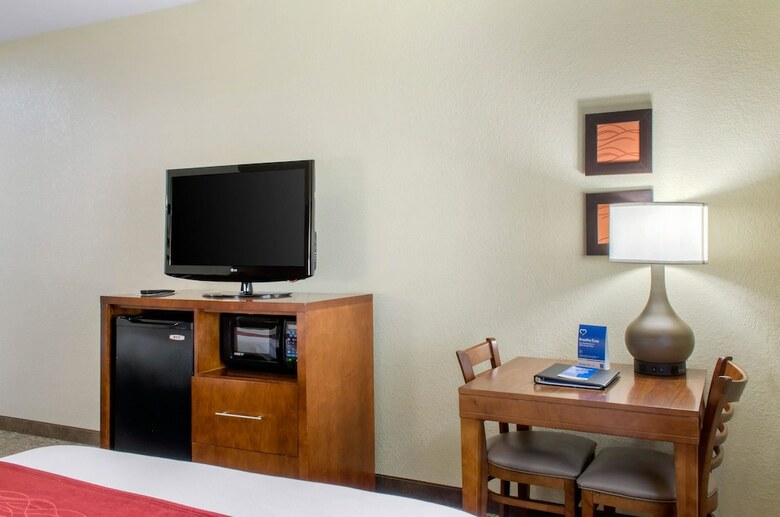 Hotel Comfort Inn & Suites Covington - Mandeville