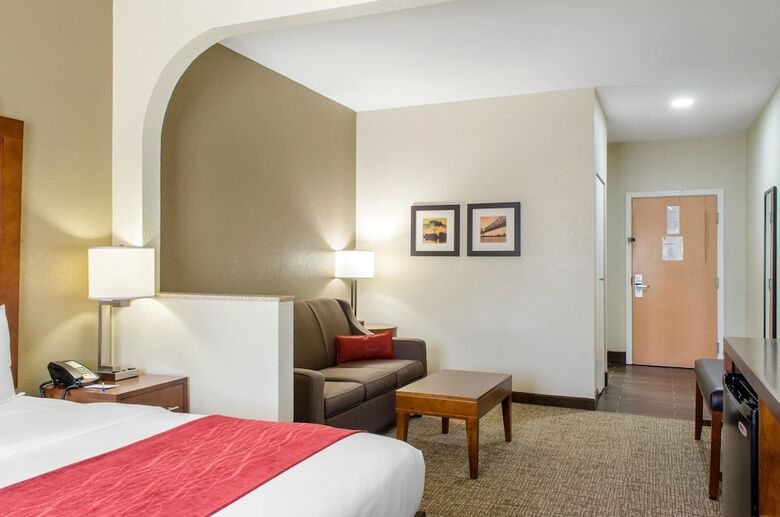 Hotel Comfort Inn & Suites Covington - Mandeville