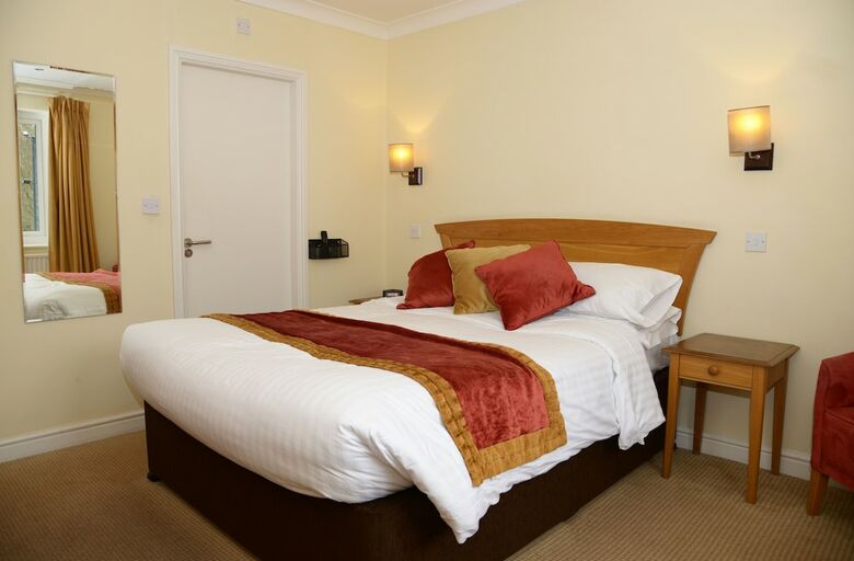 Waterloo Hotel Lodge