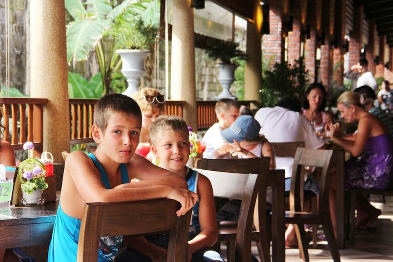 Hotel Baan Sailom Resort