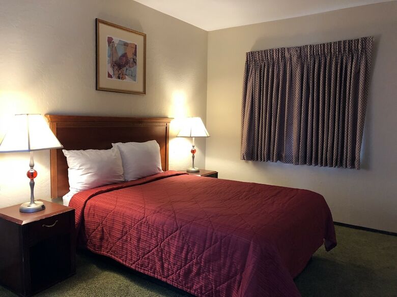 Motel Red Bluff Inn