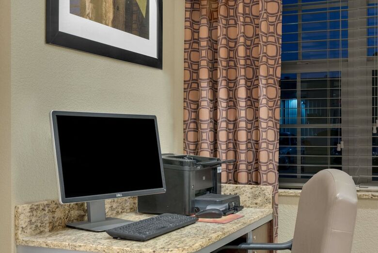 Hotel Microtel Inn & Suites By Wyndham Midland