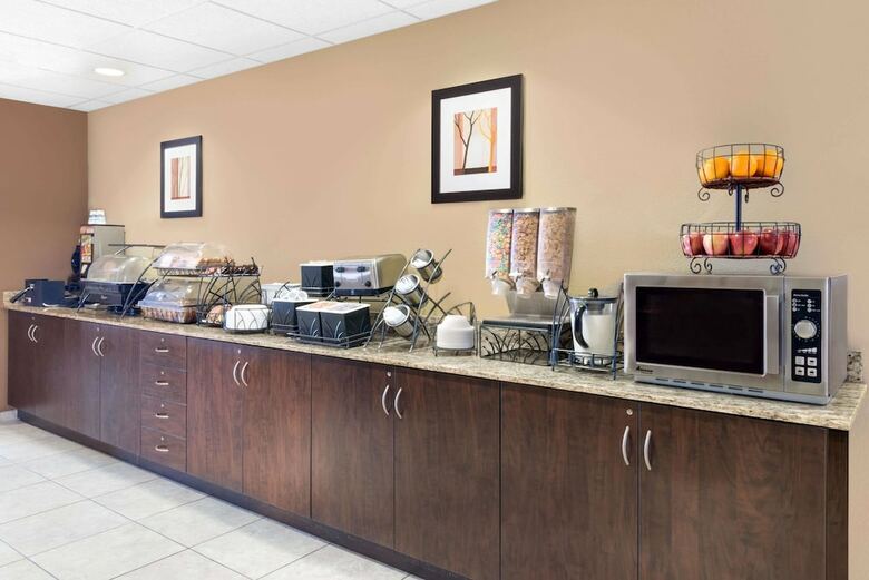 Hotel Microtel Inn & Suites By Wyndham Midland