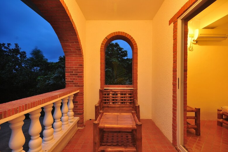 Hotel Amihan-home