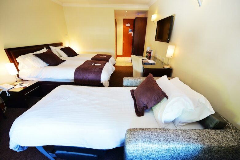 Glynhill Hotel And Leisure Club