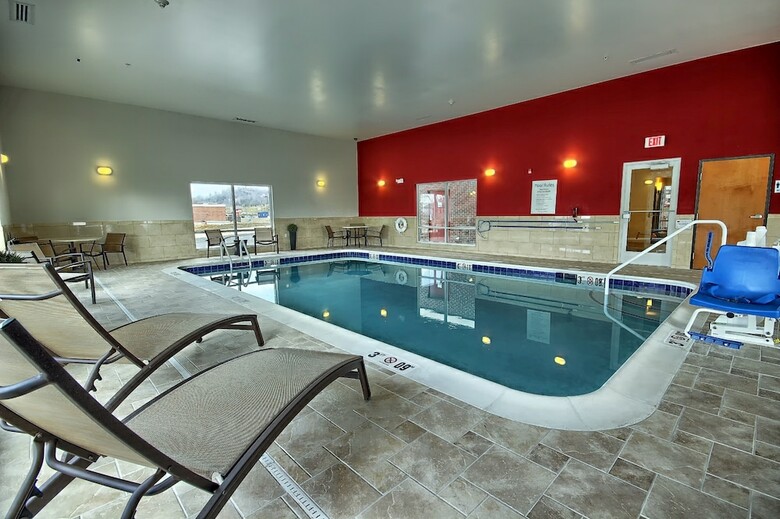 Hotel Holiday Inn Express & Suites Ironton