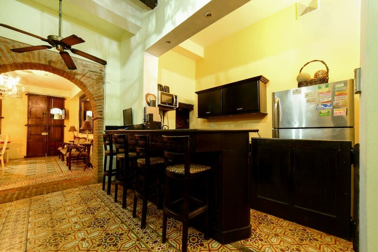 Hotel Casa Naemie