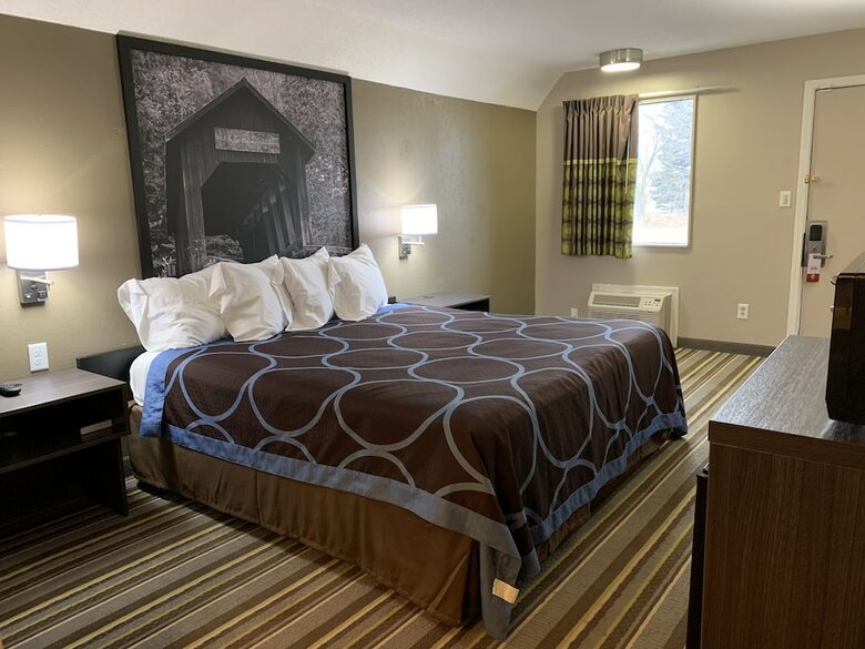 Motel Super 8 By Wyndham Brownsburg