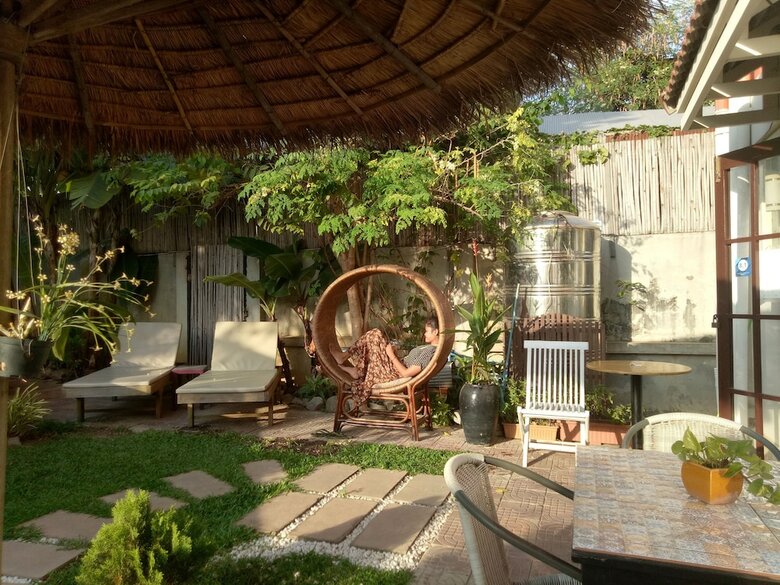 Hotel The Cashew Nut Guesthouse