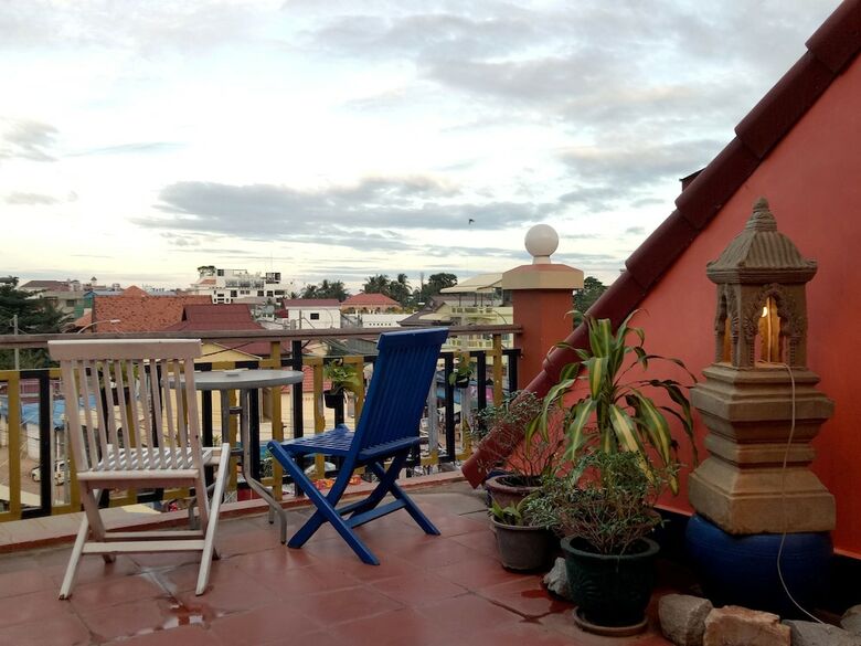 Hotel The Cashew Nut Guesthouse