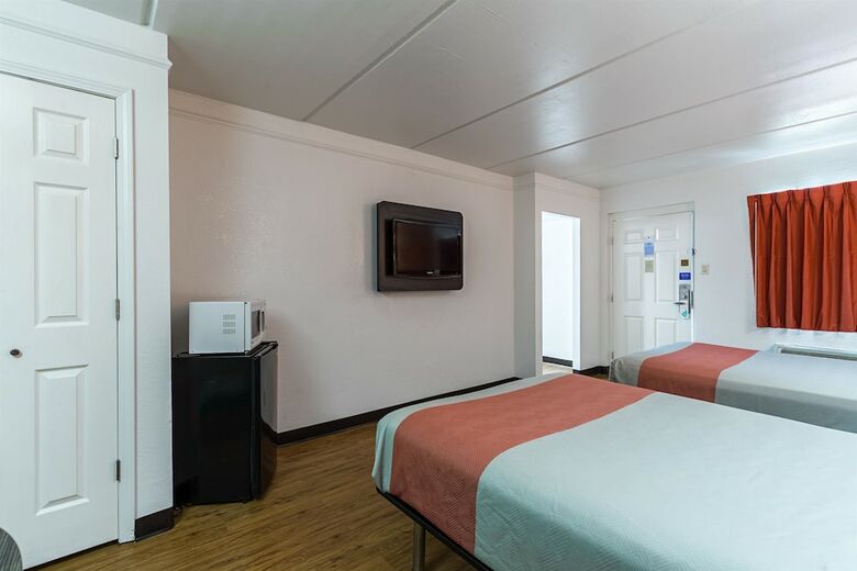 Hotel Motel 6 Baytown, Tx - Garth Rd