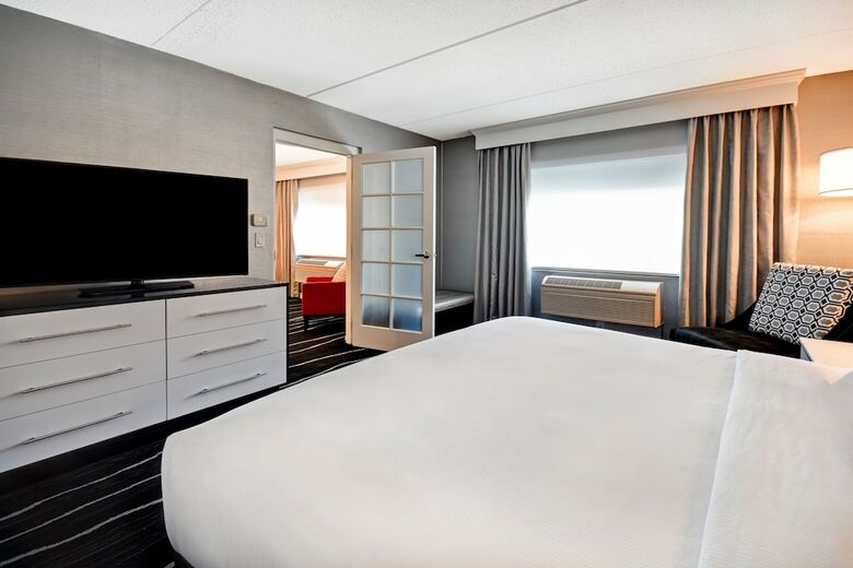 Hotel Doubletree By Hilton Deadwood At Cadillac Jack's
