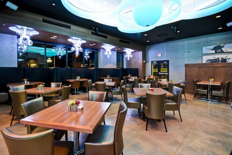 Hotel Doubletree By Hilton Deadwood At Cadillac Jack's