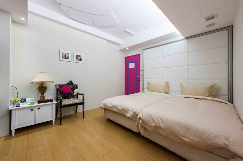 Liz Hotel