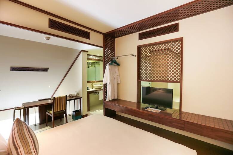 Hotel Almanity Hoi An Wellness Resort