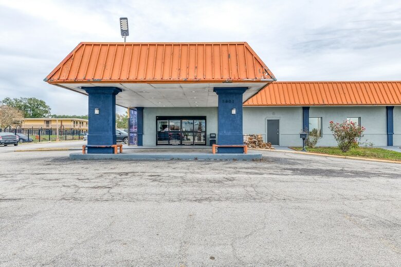 Motel Oyo Hotel Conroe I-45 South