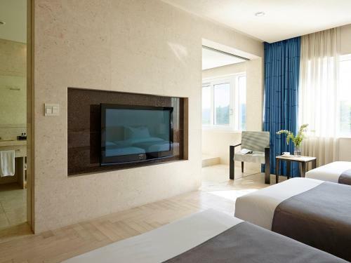 The Suites Hotel Gyeongju