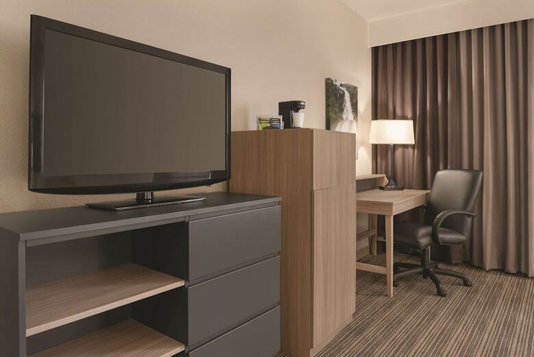 Hotel Country Inn & Suites By Radisson, Eagan, Mn